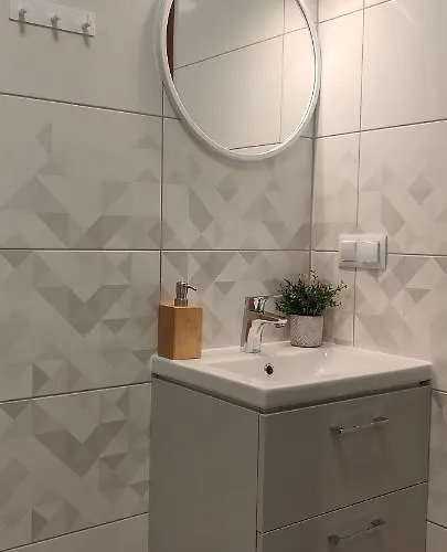 民宿 Hajlanderka Bustryk